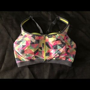 Victoria Secret Incredible VSX Sports Bra 36DD